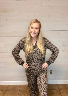 Plus Size Brown Leopard V Neck Lounge Set